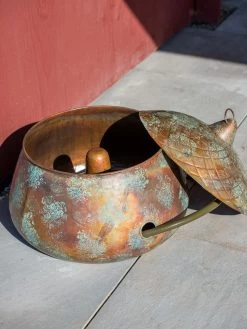 Acorn Hose Pot -Garden Supplies 3 4 crop 8613361 0051