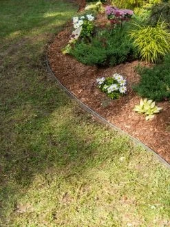 EasyFlex™ Aluminum Edging, 24' 11 EasyFlex™ Aluminum Edging, 24' -Garden Supplies 8592450 0214 tif