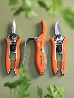 Gardener's Pocket Tool Set -Garden Supplies 8595268 9487 tif