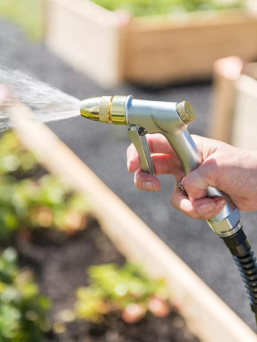 Gardener’s Lifetime Twist Deluxe Hose Nozzle 2 Gardener’s Lifetime Twist Deluxe Hose Nozzle - Image 2