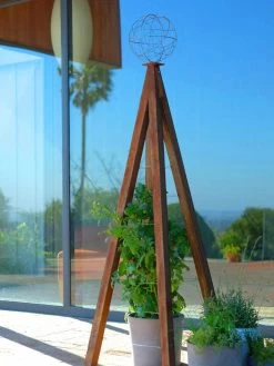 Akoris Garden Tuteur Sr. -Garden Supplies 8600517 06V tif