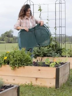 Insect And Pest Net Row Protector -Garden Supplies 8611985 8389 tif